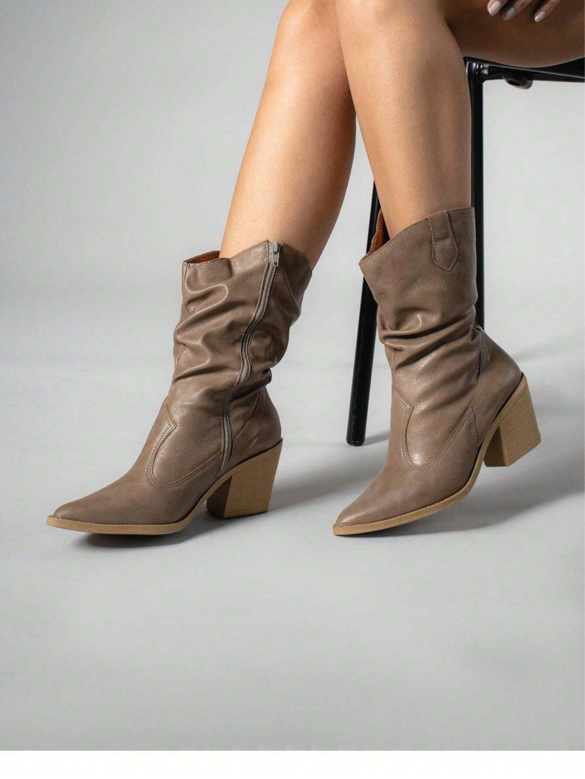 Bota Western Feminina Ellas Online Cano Médio Napa Destroyed