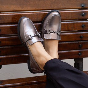 Mocassim Onix Metalizado Sola Tratorada - Clássico e Casual
