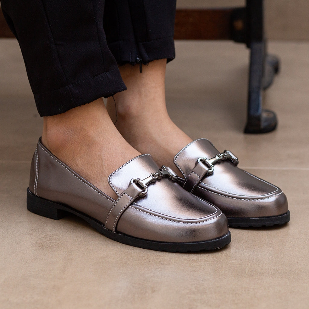 Mocassim Onix Metalizado Sola Tratorada - Clássico e Casual